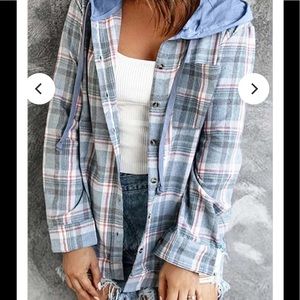 Plaid pocket shacket with hood